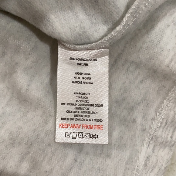 Last One! Small NWT Rae Dunn Believe hooded sweatshirt with socks - Picture 5 of 5